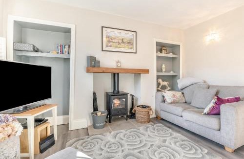 Thornton Dale House | Beverley House - Uk43519