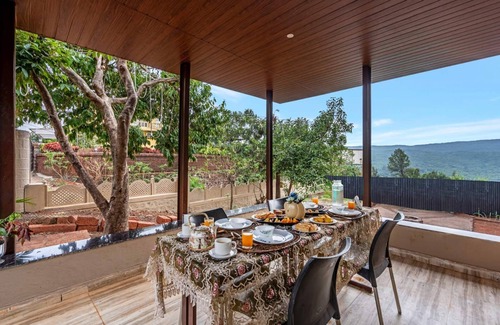 Mahabaleshwar Villa | Beverly Hills By Ebony Stays - Spacious 8 BHK Luxury Villa in Mahabaleshwar