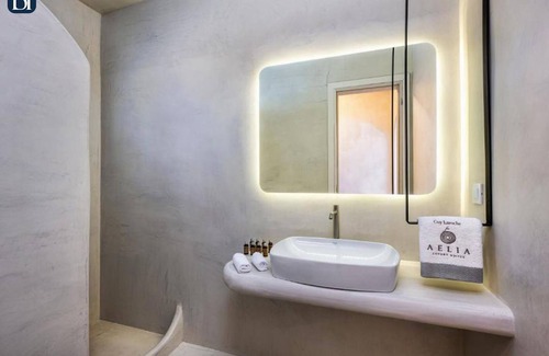 Karterados Apartment | BH587 - C - Suite Santorini