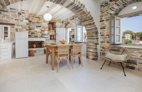 Naxos Apartment | BH720 - C - Suite Naxos