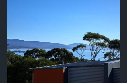 Bicheno Apartment | Bicheno Views on Douglas