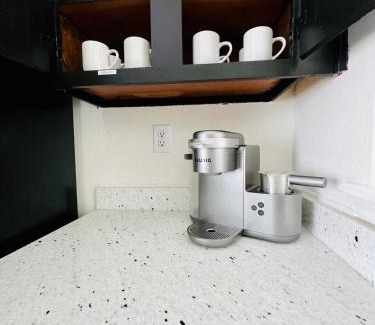 The Colony House | Big Backyard w pool, Centrally Located