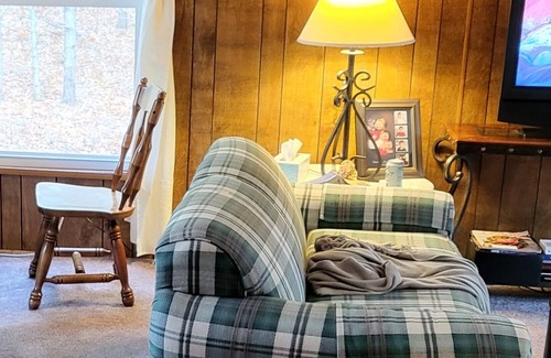 Pentwater House | Big house close to both Bass Lake and Lake Michigan