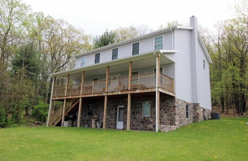 Williamsport House | Big house in lovely South Williamsport 600 yards from little league baseball