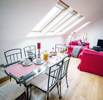 Llanfaethlu House | Big Moo