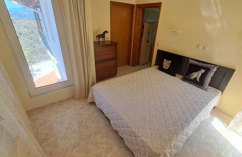 Galatas Villa | BIG,QUIET AND LAXURY VILLA