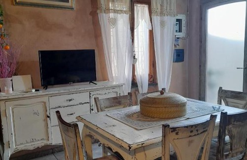 Orosei Apartment | Bilocale in Centro Storico Orosei