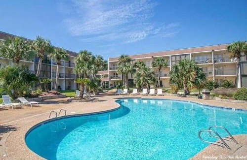 Biloxi Apartment | Biloxi Beach-Good Vibes Condo