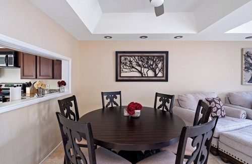 Biltmore Courts Cottage | Biltmore Bliss-pool-pickeball-gym-mountain Views
