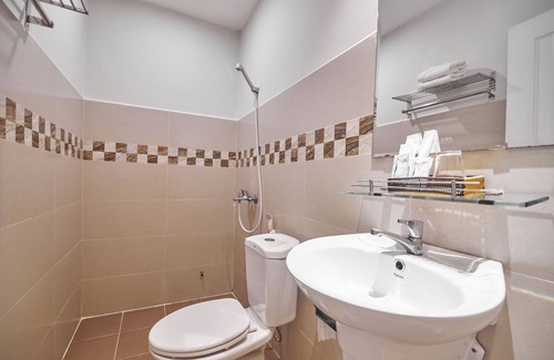District 7 Hotel | Bin Bin Hotel 2 - Near Him Lam D7