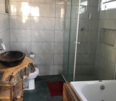 Vila Nova House | Biocasa com piscina a 1 quadra e meia da Praia