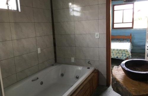 Vila Nova House | Biocasa com piscina a 1 quadra e meia da Praia