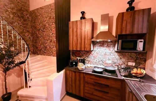 Madliena House | Birgu Square Charm-King Bed 180c