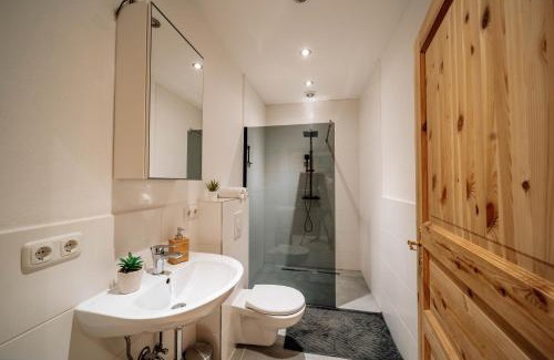 Bad Ems Apartment | Bismarck Apt mit schönem Balkon