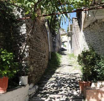 Gjirokaster Hotel | Bizant House Boutique Hotel