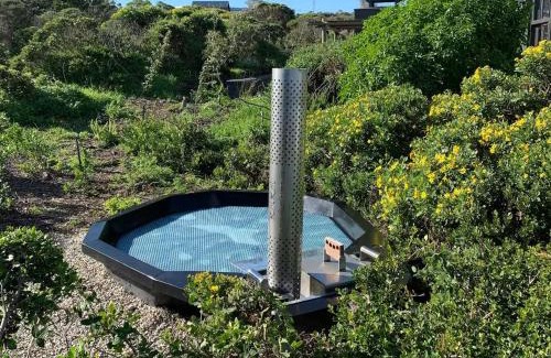 Gansbaai Villa | Black Barn At Romansbaai