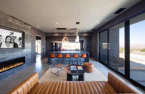 Joshua Tree House | Black Casita by Fieldtrip - Bold Villa w Pool Spa