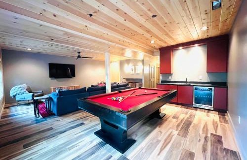 McHenry House | Black Diamond Lodge