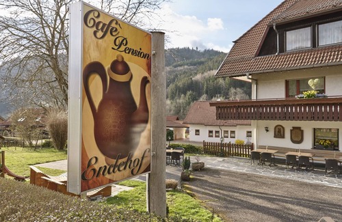 Elzach Apartment | Black Forest - Single room with shower and WC, with balcony and TV