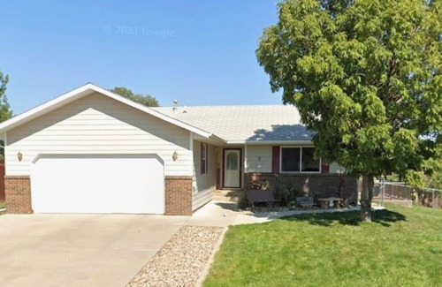 Rapid Valley House | Black Hills Vacation Homebase ♡ Children & Dog Friendly