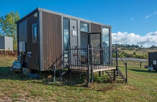 Waitoki House | Black Horse Cabin 2 by Tiny Away