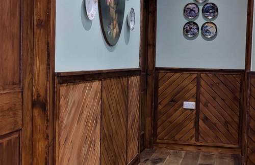 Letterfinlay Apartment | Black Sheep Hotels Cabins - Tartan and Timber