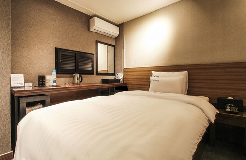 Yeoksam Hotel | Blanc Hotel Gangnam