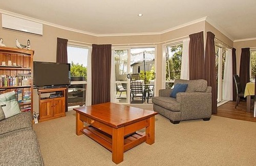 Whangamata House | Bliss by the Beach - Whangamata Holiday Home
