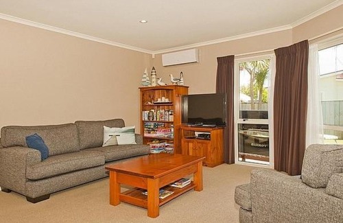 Whangamata House | Bliss by the Beach - Whangamata Holiday Home