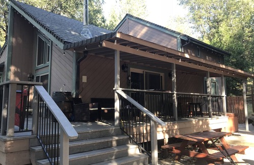 Nevada City House | Bloomfield in the woods with sauna