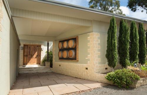 Pokolbin House | Blue Cliff Retreat