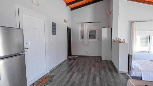 Archangelos House | Blue Heaven Kerami