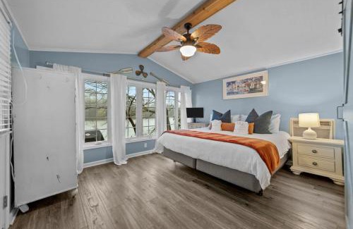 Albemarle House | Blue Heron Bungalow at Lake Tillery