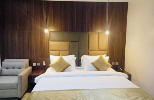 Enugu Hotel | Blue Island Hotel And Suites