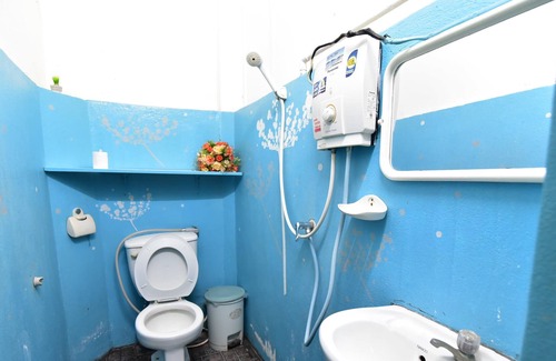 Downtown Krabi House | Blue Juice