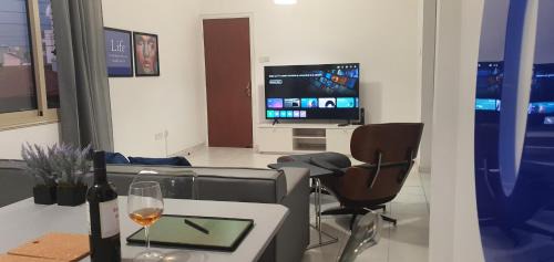 Limassol Apartment | BLUE LUXURY APARTMENT (BREAKBOOKING CY-SERVICES LTD)