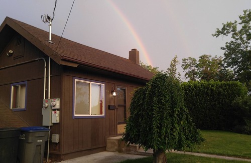 Walla Walla House | Blue Street Cottage: Centrally located between Whitman College and WWCC