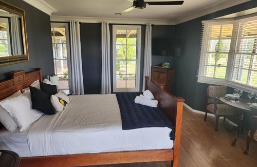 Pokolbin House | Blueberry Hill Vineyard Stay
