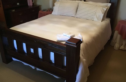 Angaston Bed & Breakfast | Bluebird Cottage Barossa escape