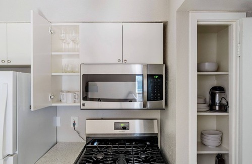 Cherrywood Apartment | Blueground | Mueller 1bd, BBQ, Pool, AC, nr Downtown