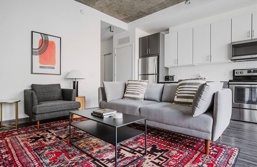 Killgubbin Apartment | Blueground | The Loop, pool & gym, nr Willis