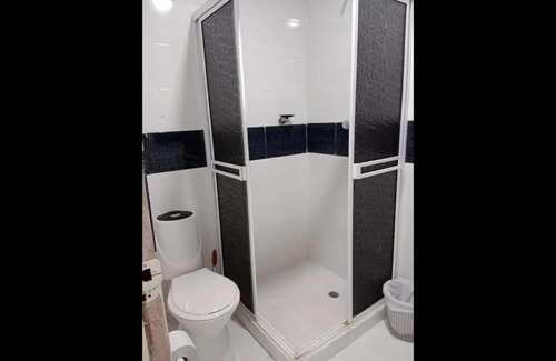 Marbella Cabin | Bm-4 room near the sea with air conditioning and WIFI