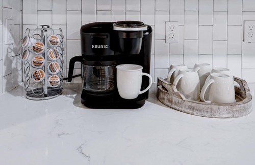 Jefferson House | Boat House - A Birdy Vacation Rental