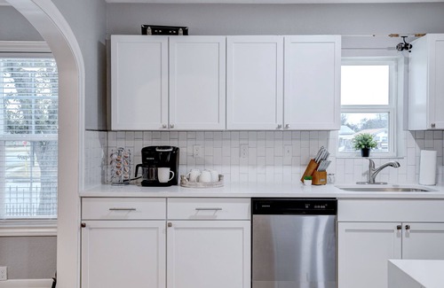 Jefferson House | Boat House - A Birdy Vacation Rental