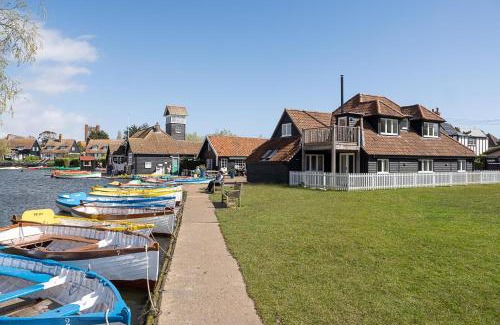 Thorpeness House | Boat Shelter Cottage