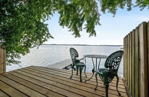 Lake Mills Cottage | BoatHouse ~Rock Lake~HotTub~ Pet-Friendly