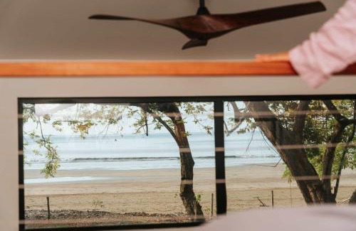 Las Escobas del Venado Apartment | Body - Oceanfront Jungle Loft