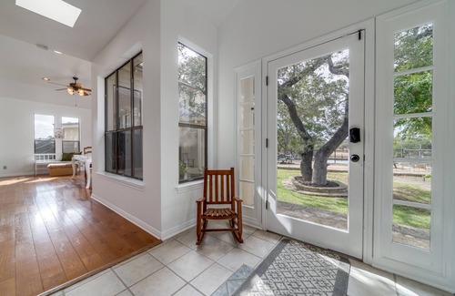 Boerne House | Boerne Hill Country 4000 sq ft Private Estate with Pool on 13+ Acres, Sleeps 12