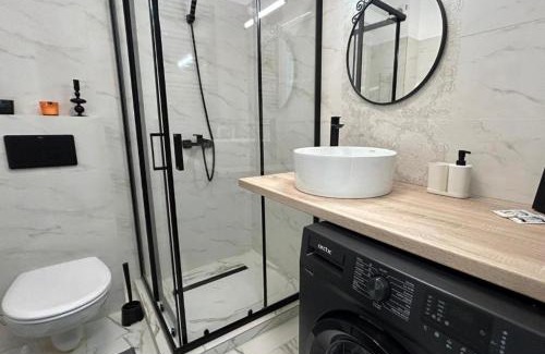 Sector 4 Apartment | Bogdan Mansion