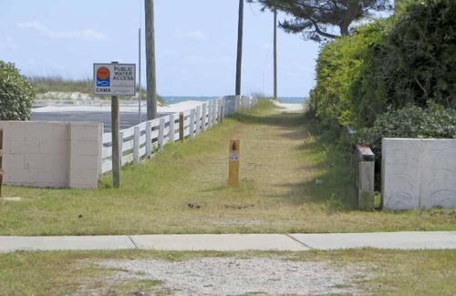 Atlantic Beach Condo | Bogue Shores 246: 1 BR, 1 BA Condominium in Atlantic Beach, Sleeps 4
